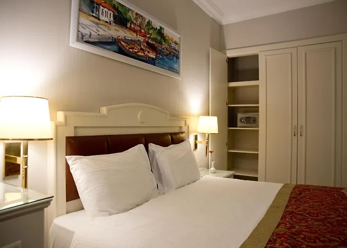 Taksim Metropark Hotel